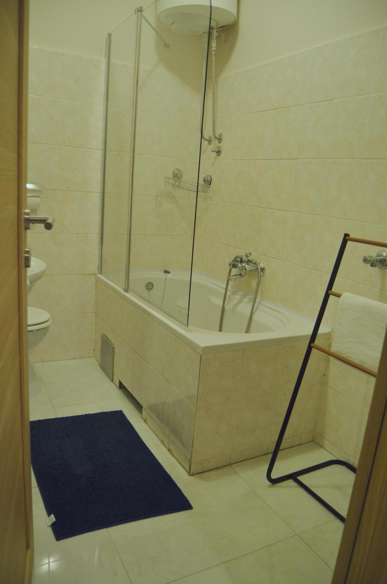 Apartments Korolija 希贝尼克 外观 照片