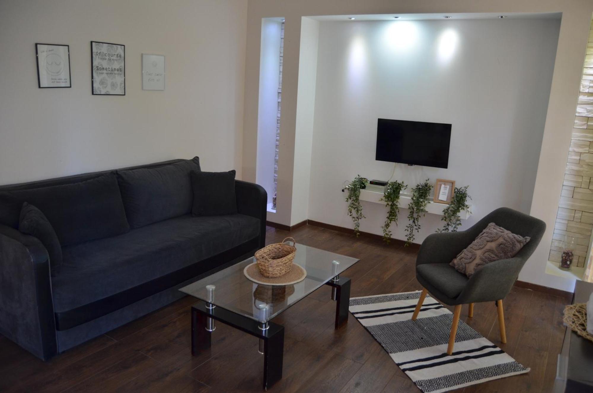 Apartments Korolija 希贝尼克 外观 照片