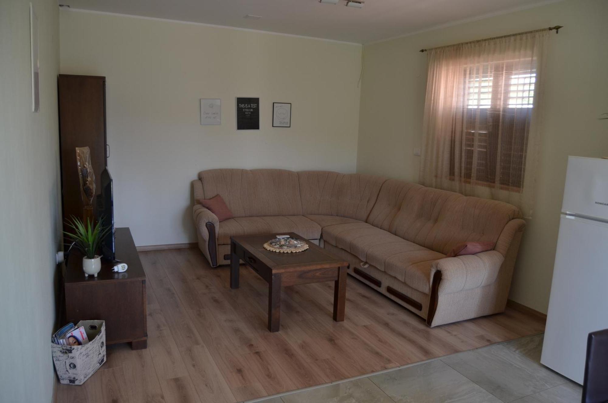 Apartments Korolija 希贝尼克 外观 照片