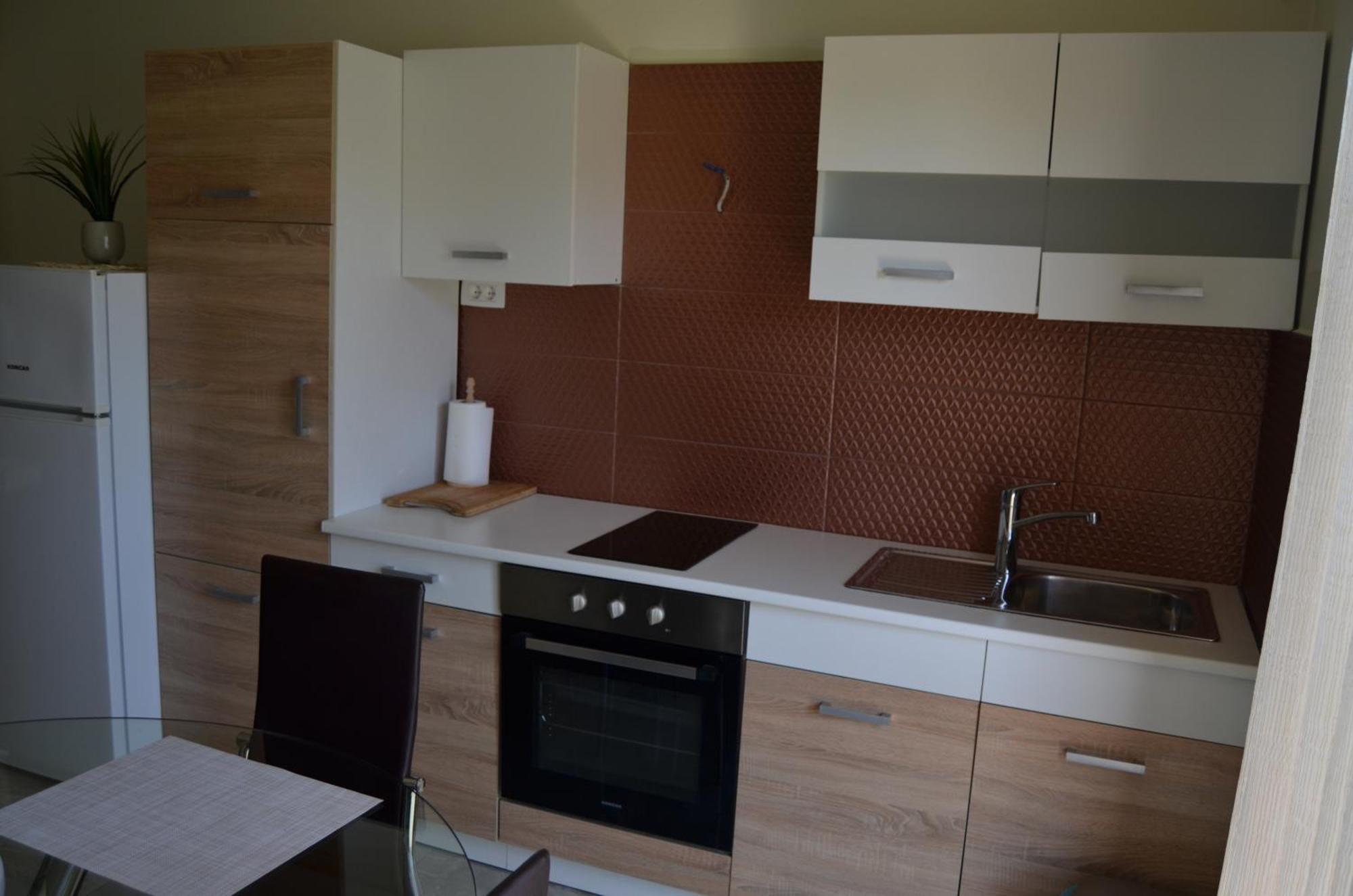 Apartments Korolija 希贝尼克 外观 照片