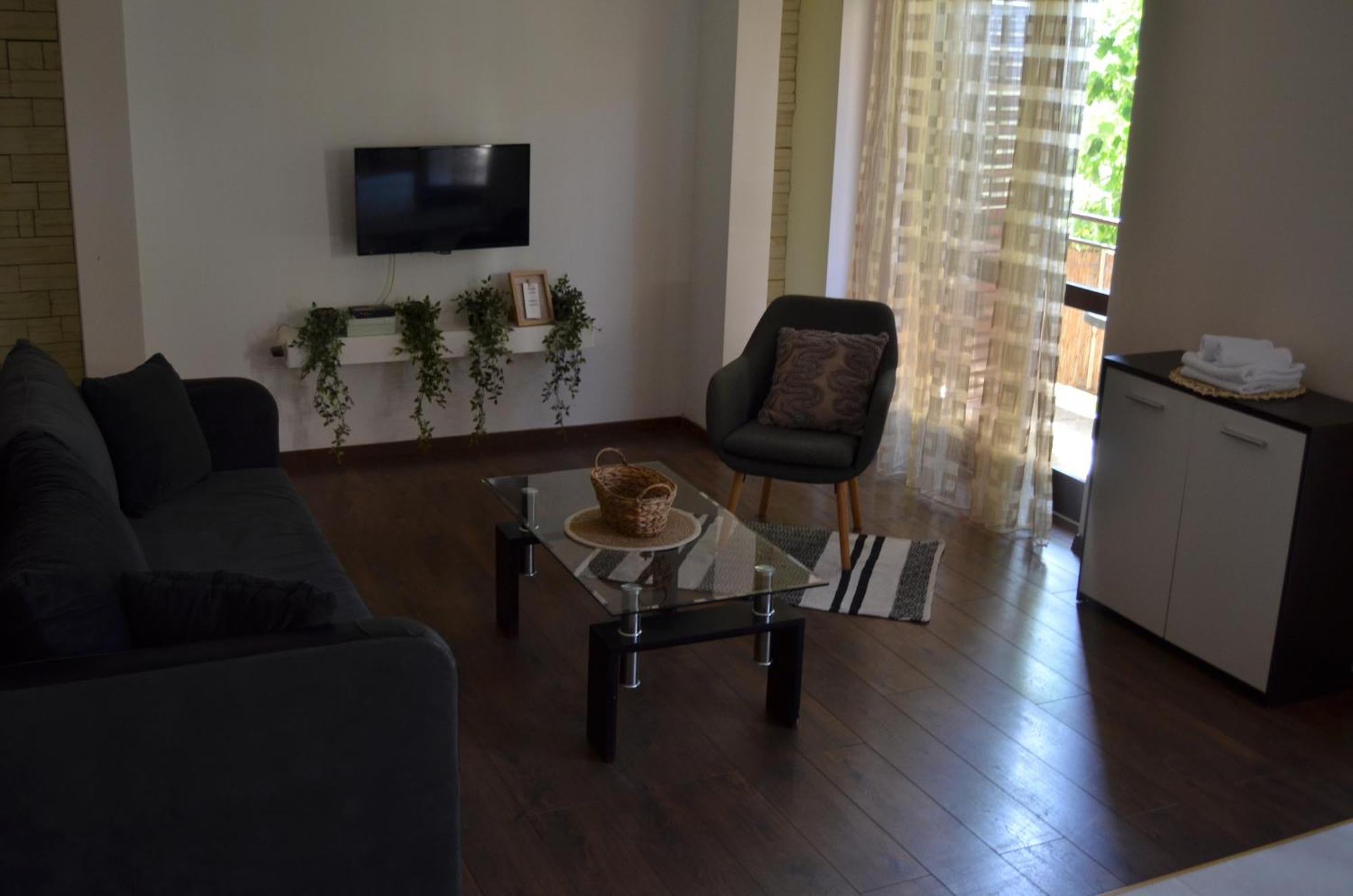 Apartments Korolija 希贝尼克 外观 照片