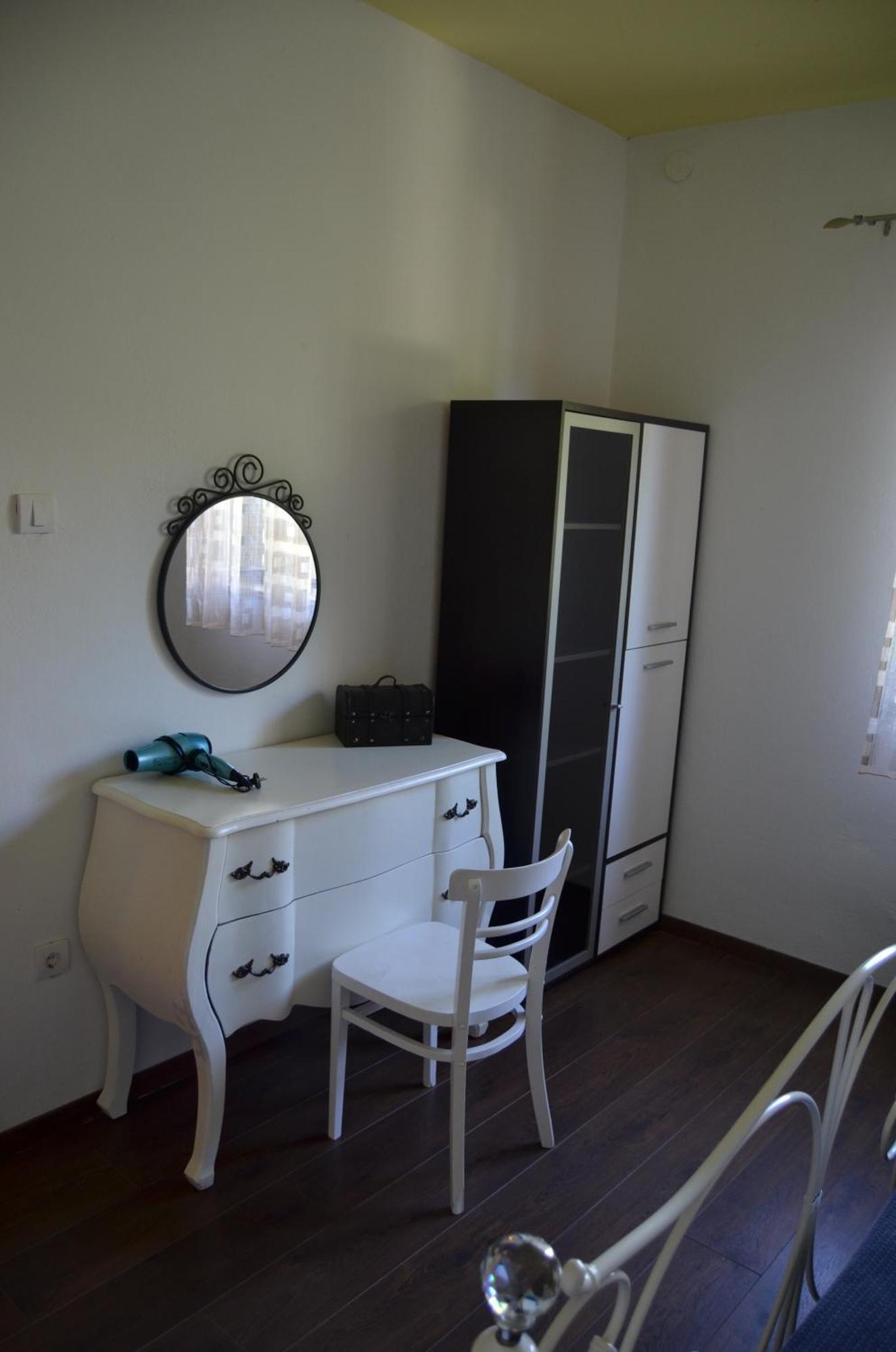 Apartments Korolija 希贝尼克 外观 照片